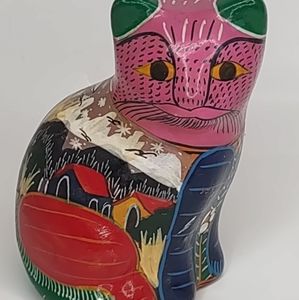 Mexico art pottery cat.